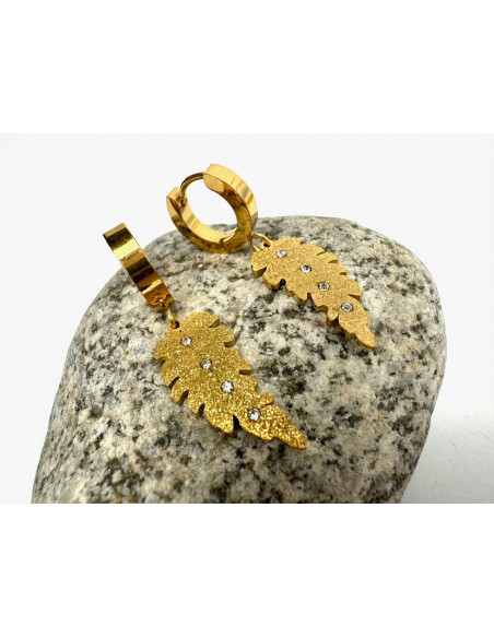 Kolczyki ze stali chirurgicznej Lolita Accessories złote Listki cyrkonie