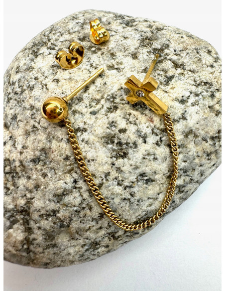 PODWÓJNY Kolczyk ze stali chirurgicznej Krzyż z łańcuszkiem złoty 1 sztuka