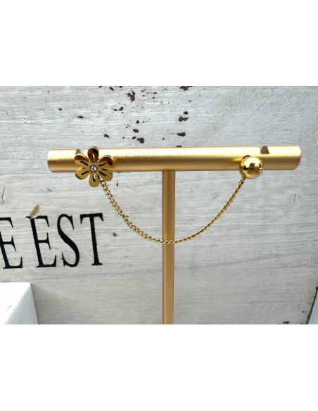 PODWÓJNY Kolczyk ze stali chirurgicznej z łańcuszkiem złoty 1 sztuka