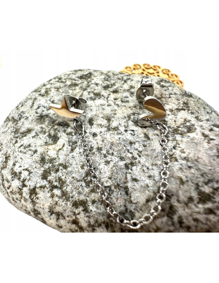 PODWÓJNY Kolczyk ze stali chirurgicznej z łańcuszkiem srebrny 1 sztuka