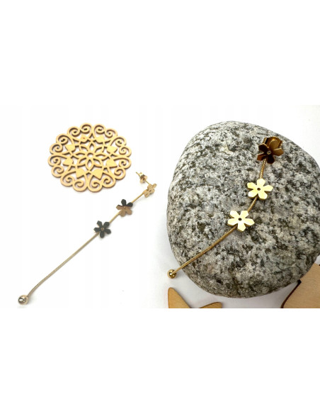 Kolczyki 3 KWIATKI stal chirurgiczna Lolita Accessories złote