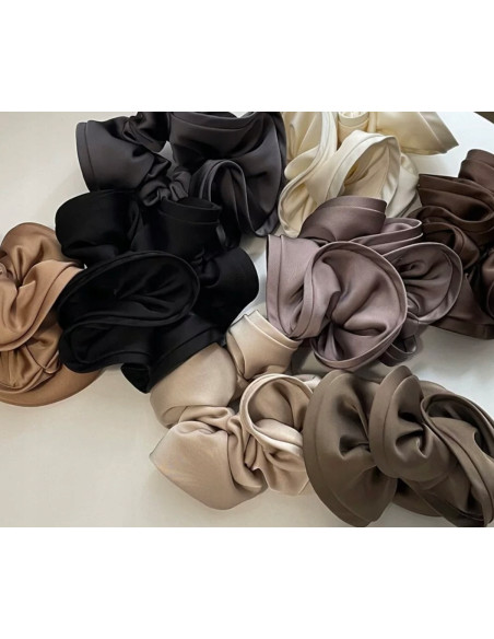 Gumka do włosów Scrunchie Z LAMÓWKĄ Lolita Accessories XXL Satyna brązowy