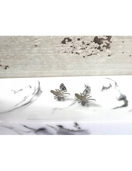 Kolczyki ze stali chirurgicznej Lolita Accessories srebrne Mucha