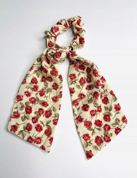 Lolita Accessories gumka do włosów scrunchie z kokardą