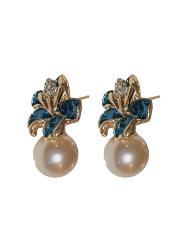 kolczyki z perłami srebrny sztyft 925 Lolita...