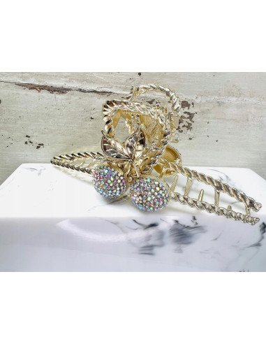 Klamra z cyrkoniami bogato zdobiona Lolita...