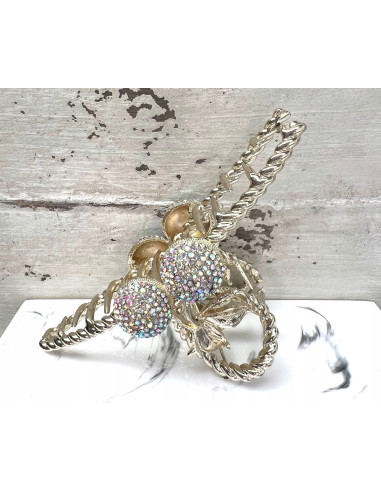 Klamra z cyrkoniami bogato zdobiona Lolita...