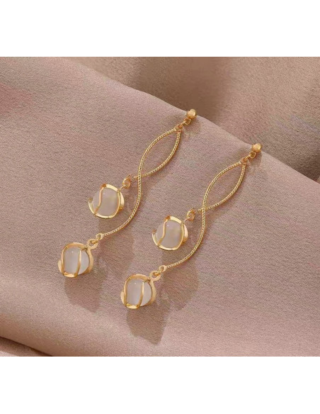 Kolczyk DŁUGIE ŚWIDERKI Z KULECZKAMI Lolita AKCESORIA srebrny sztyft 925