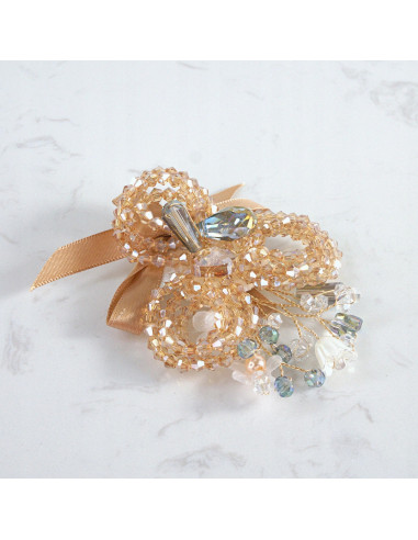 KWIAT z KRYSZTAŁAMI KAMIENIE PRZYPINKA OZDOBA...