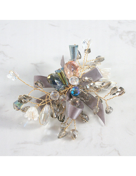 KWIAT z KRYSZTAŁAMI KAMIENIE PRZYPINKA OZDOBA GLAMOUR LOLITA AKCESORIA