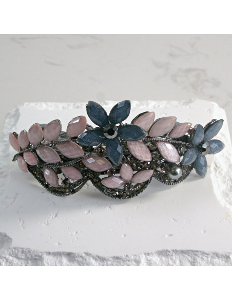 Klamra francuska kwiatek z liśćmi i  perłą Lolita Akcesoria