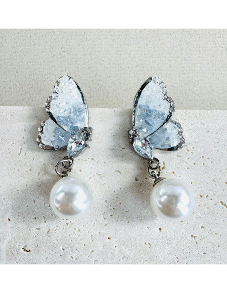 Kolczyki MOTYLKI Z PEREŁKĄ Lolita Accessories srebrny sztyft 925