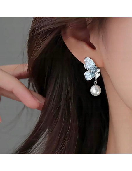 Kolczyki MOTYLKI Z PEREŁKĄ Lolita Accessories srebrny sztyft 925