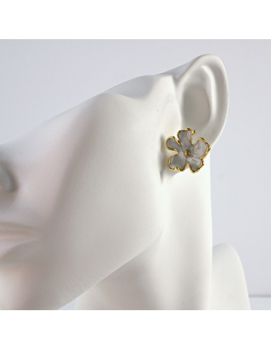 Kolczyki  ze stali chirurgicznej BIAŁE KWIATY...