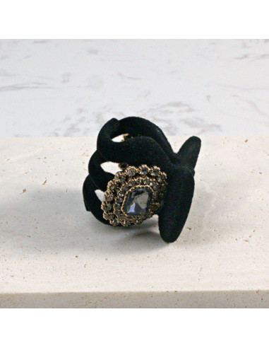 Klamra szczękowaz  podnosząca kucyk...