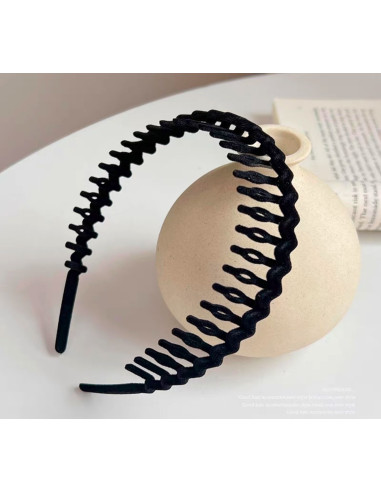 Opaska przytrzymująca włosy z grzebieniem...