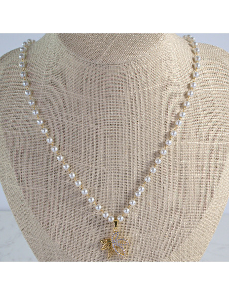 Naszyjnik  łańcuszek  z perłkami perła z zawieszką Lolita Akcesoria