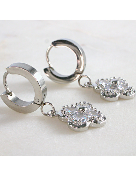 Kolczyki Srebrna Koniczyna stal chirurgiczna Lolita Akcesoria