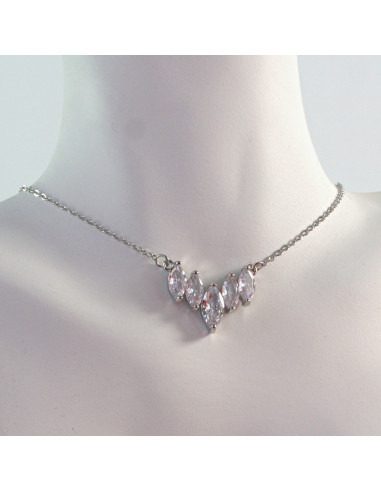 Naszyjnik  ze stali chirurgicznej z CYRKONIAMI...