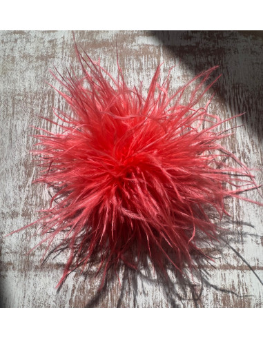 KWIAT Z PIÓR  BROSZKA PRZYPINKA PIÓRA PUSZEK...