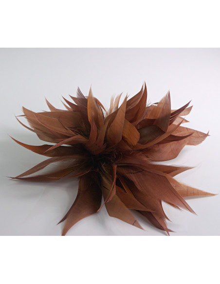 KWIAT Z PIÓR  BROSZKA PRZYPINKA PIÓRA  LOLITA AKCESORIA 14 CM