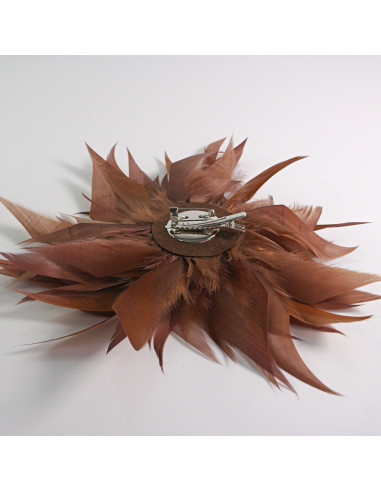 KWIAT Z PIÓR  BROSZKA PRZYPINKA PIÓRA  LOLITA...