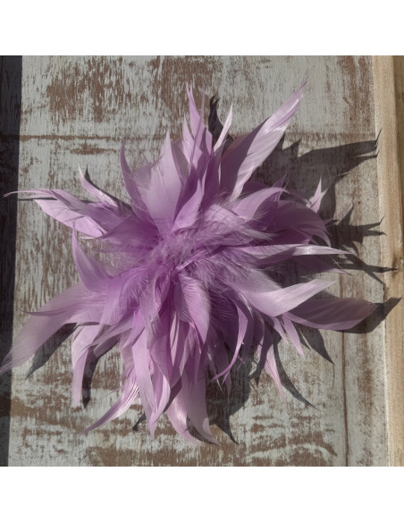 KWIAT Z PIÓR  BROSZKA PRZYPINKA PIÓRA  LOLITA AKCESORIA 14 CM