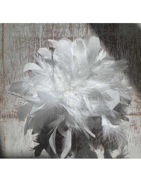 KWIAT Z PIÓR  BROSZKA PRZYPINKA PIÓRA  LOLITA AKCESORIA 16 CM XL