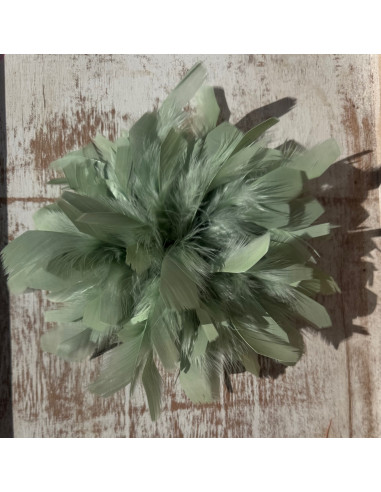 KWIAT Z PIÓR  BROSZKA PRZYPINKA PIÓRA  LOLITA...