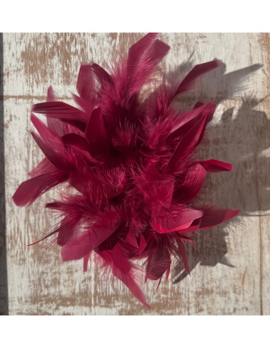 KWIAT Z PIÓR  BROSZKA PRZYPINKA PIÓRA  LOLITA...