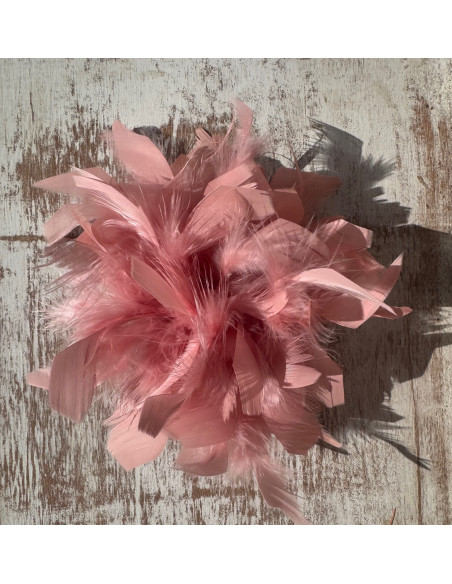 KWIAT Z PIÓR  BROSZKA PRZYPINKA PIÓRA  LOLITA AKCESORIA 16 CM XL