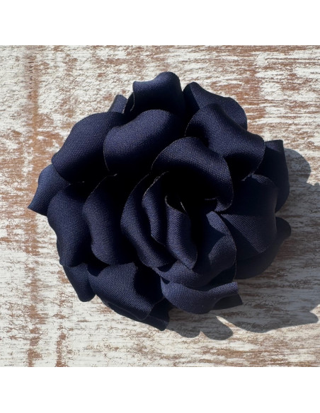 KWIAT Z MATERIAŁU BROSZKA PRZYPINKA LOLITA AKCESORIA 7 CM GRANATOWY