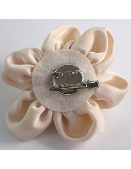KWIAT Z MATERIAŁU BROSZKA PRZYPINKA LOLITA AKCESORIA 12 CM ECRU