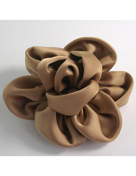 KWIAT Z MATERIAŁU BROSZKA PRZYPINKA LOLITA AKCESORIA 12 CM BEŻOWY