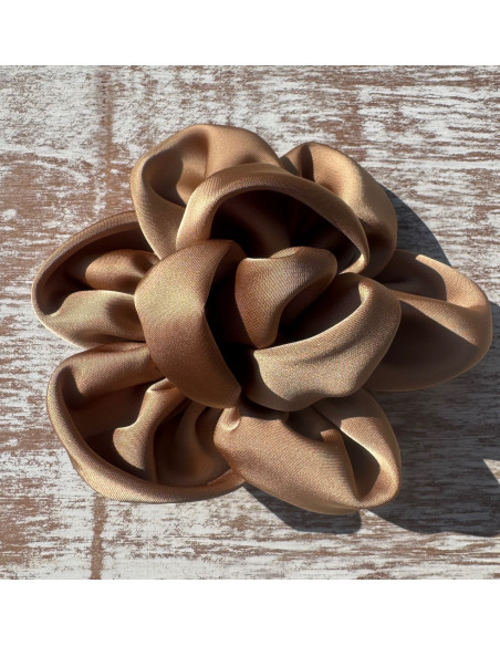 KWIAT Z MATERIAŁU BROSZKA PRZYPINKA LOLITA AKCESORIA 12 CM BEŻOWY