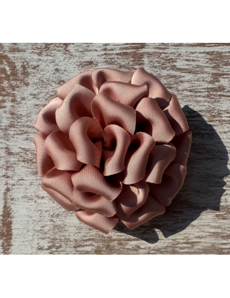 KWIAT Z MATERIAŁU BROSZKA PRZYPINKA LOLITA AKCESORIA 11 CM PUDROWY RÓŻ