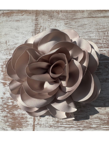 KWIAT Z MATERIAŁU BROSZKA PRZYPINKA LOLITA...