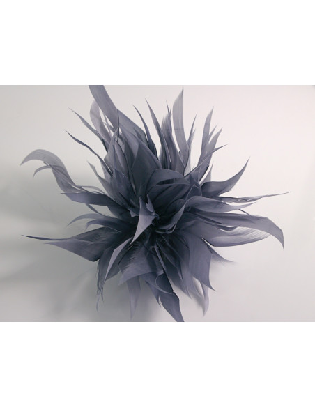 KWIAT Z PIÓR BROSZKA PRZYPINKA PIÓRA LOLITA AKCESORIA 14 CM