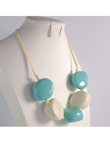 Naszyjnik ecru- błękitny kamienie w stylu BOHO...