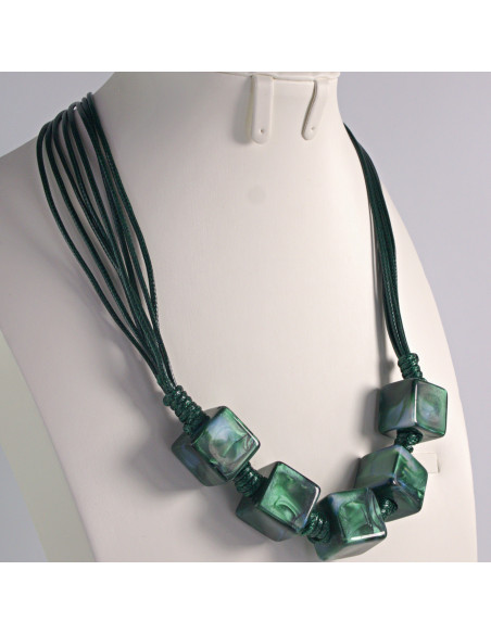 Naszyjnik na sznurku z koralikami w stylu BOHO zielony Lolita Akcesoria