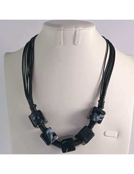 Naszyjnik na sznurku z koralikami w stylu BOHO czarny Lolita Akcesoria