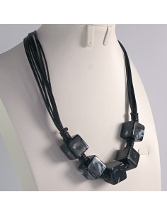 Naszyjnik na sznurku z koralikami w stylu BOHO czarny... 2