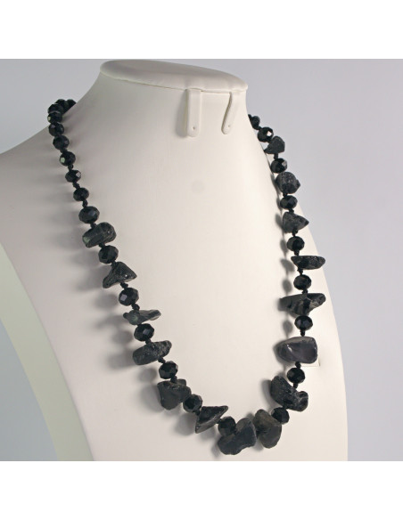 Naszyjnik grafitowe kamienie z koralikami Lolita Akcesoria