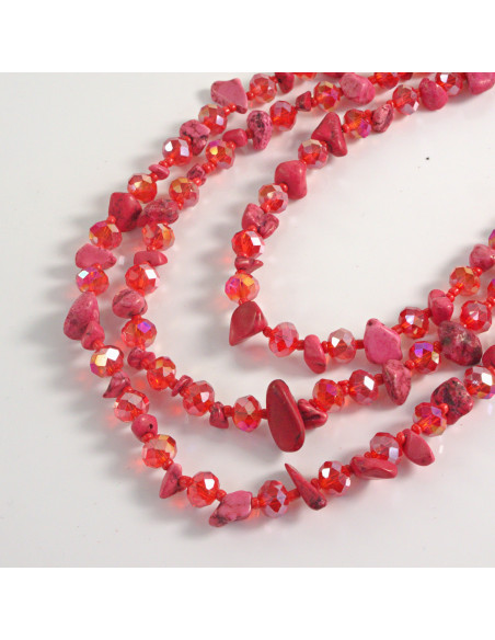 Naszyjnik potrójny czerwone kamienie z koralikami Lolita Akcesoria