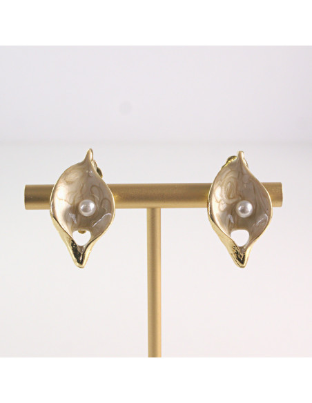 Klipsy do Uszu Lolita Akcesoria Klips do UCHA BEŻOWE LISTKI Z PEREŁKĄ