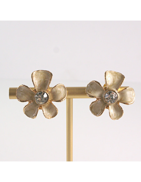 Klipsy do Uszu Lolita Akcesoria Klips do UCHA BEŻOWE KWIATY KWIATKI