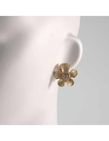 Klipsy do Uszu Lolita Akcesoria Klips do UCHA BEŻOWE KWIATY KWIATKI