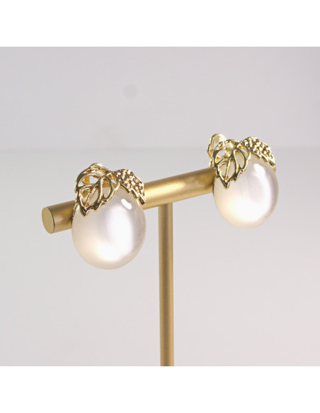 Klipsy do Uszu Lolita Akcesoria Klips do UCHA WISIENKA ECRU KOCIE OKO