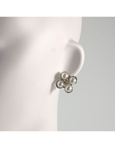 Klipsy do Uszu Lolita Akcesoria Klips do UCHA PERŁOWE LILIJKI KWIATKI