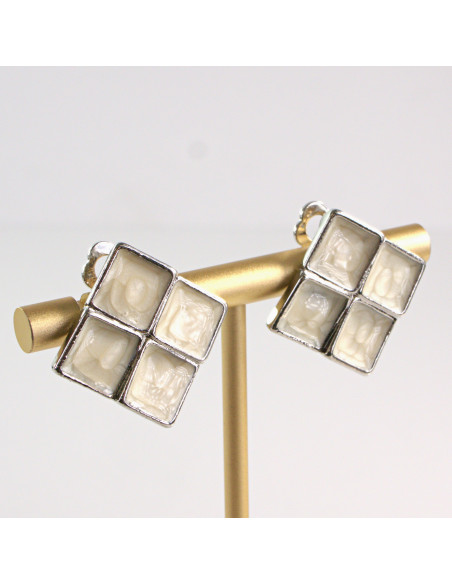 Srebrne Klipsy do Uszu Lolita Accessories Szachownica ECRU